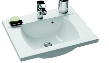 Умывальник Ravak Classic 600 белый с отверстием 600 x 490